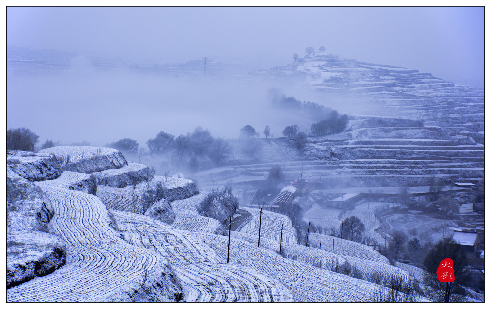 6.廣河梯田春雪 秦向平 攝.jpg